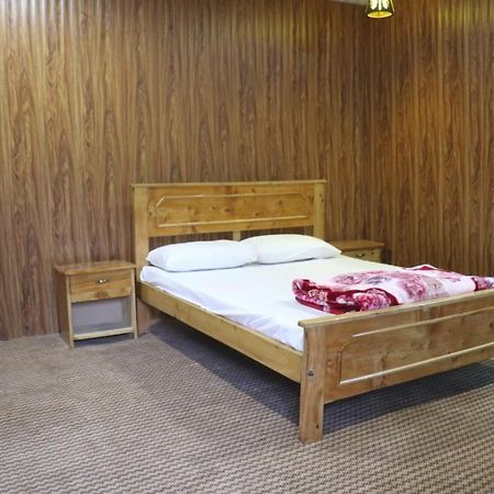 Golden Peak Guest House Gilgit Exterior foto