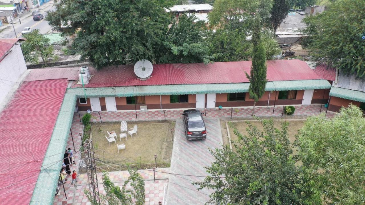 Golden Peak Guest House Gilgit Exterior foto
